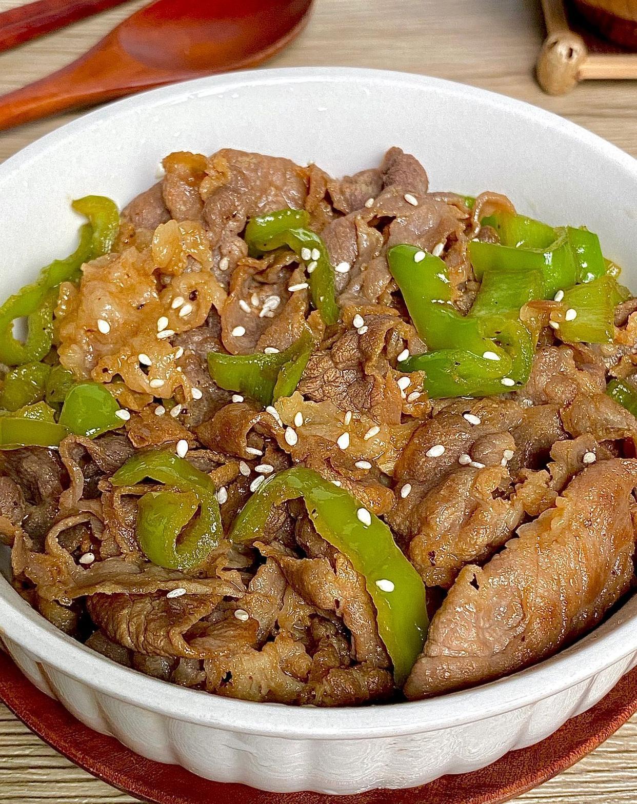 肥牛石锅拌饭怎么做_肥牛石锅拌饭的做法_yiyi妈妈_豆果美食