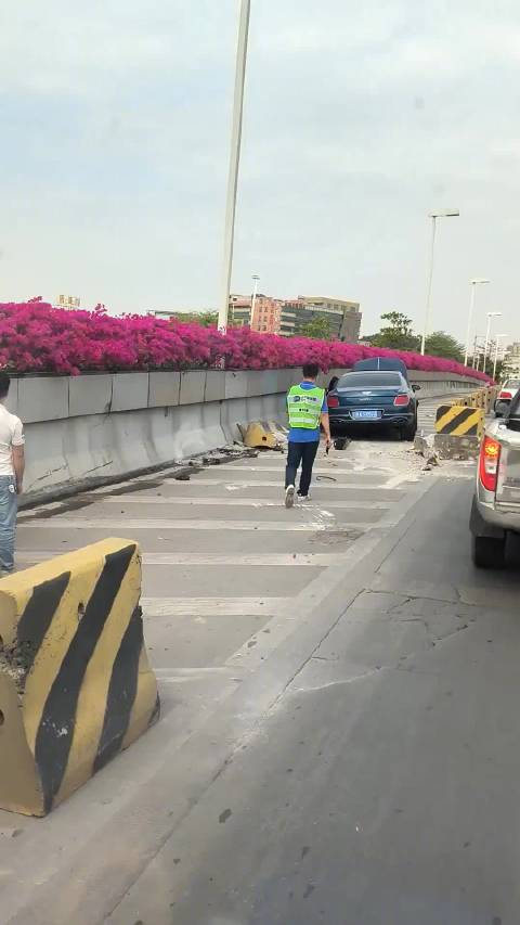 宾利飞驰车主：还有得救吗？ 陈田：拆车件已经准备好了！