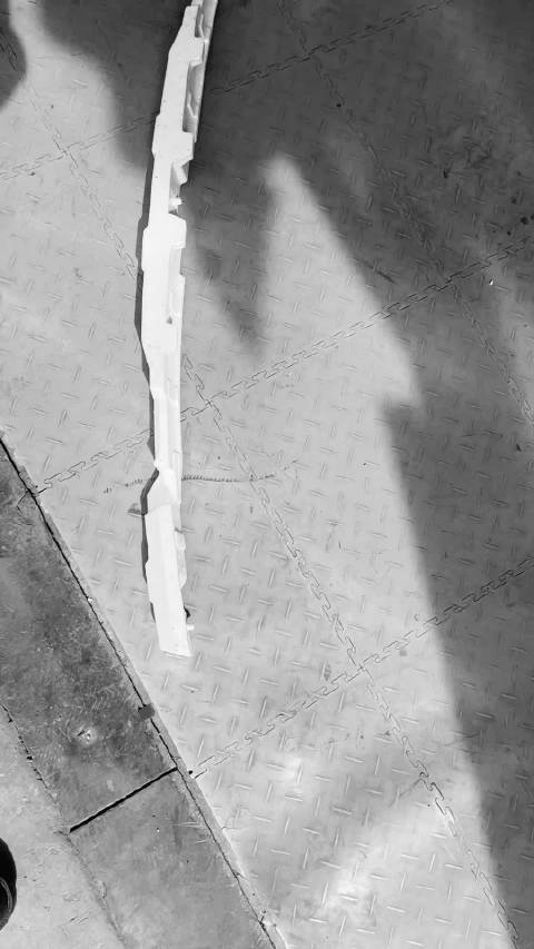 日本车 商务车 新车没有防撞梁，偷工减料，被动安全太差了……