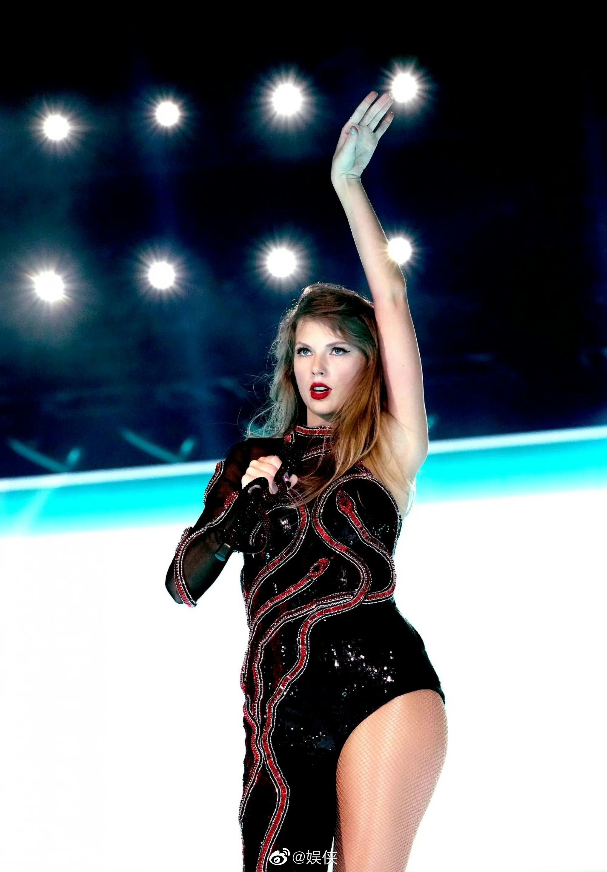 震撼！霉霉Taylor Swift超级碗预热演唱会第二部分官方视频新鲜出炉_三次元音乐_音乐_bilibili_哔哩哔哩