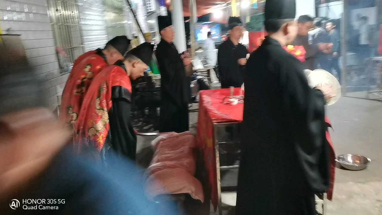 值得听-挂机方案挂机解释（赢咖4平台）挂机论坛(2)