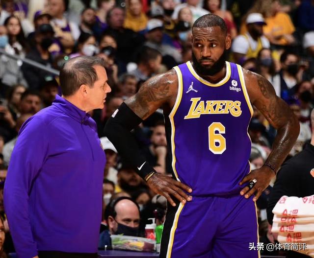 詹姆斯太阳闪耀赛场外的光芒 从篮球巨星到商业帝国的跨界传奇