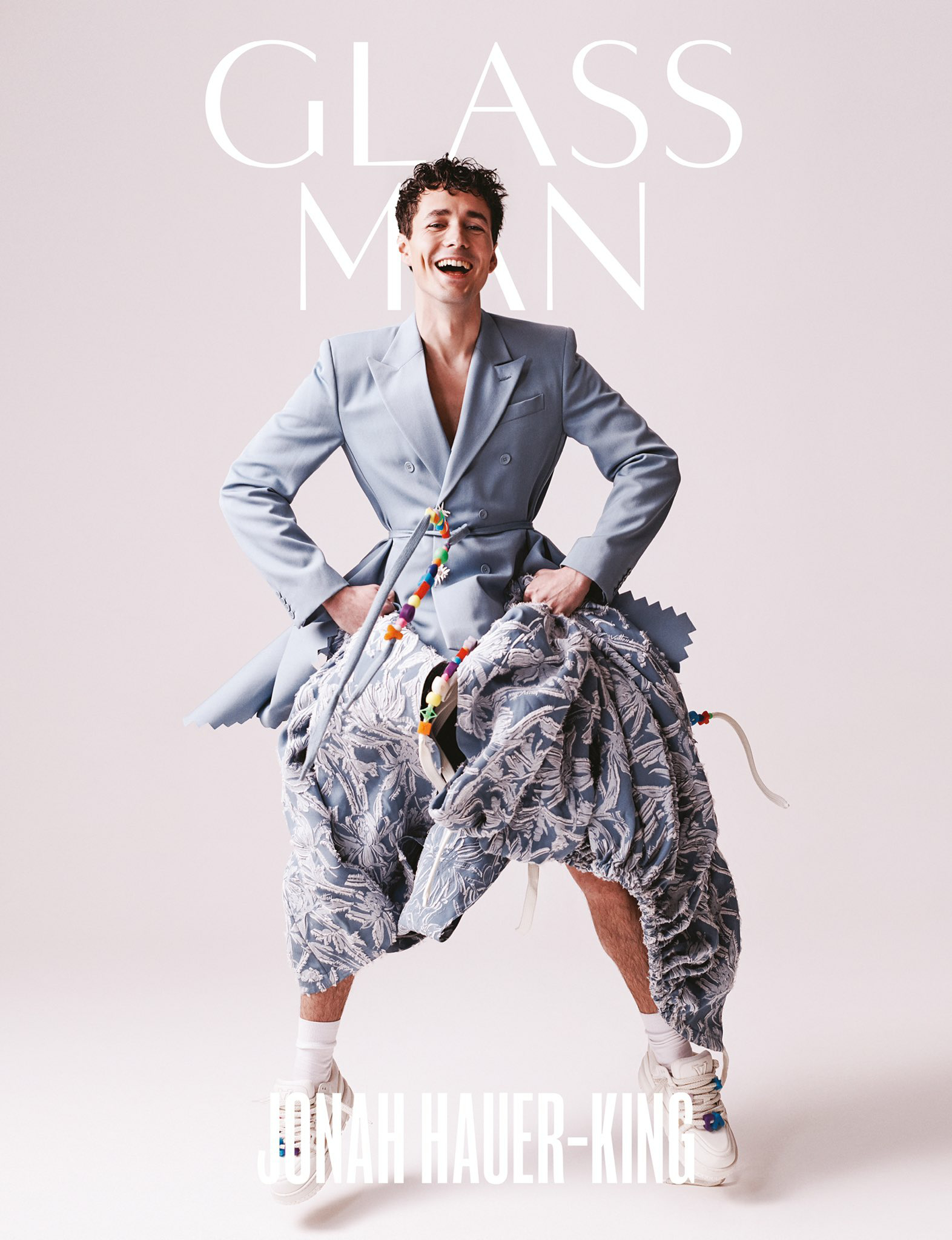 迪士尼真人版埃里克王子扮演者登上《The Glass Man》迪士尼真人版埃里克_新浪新闻