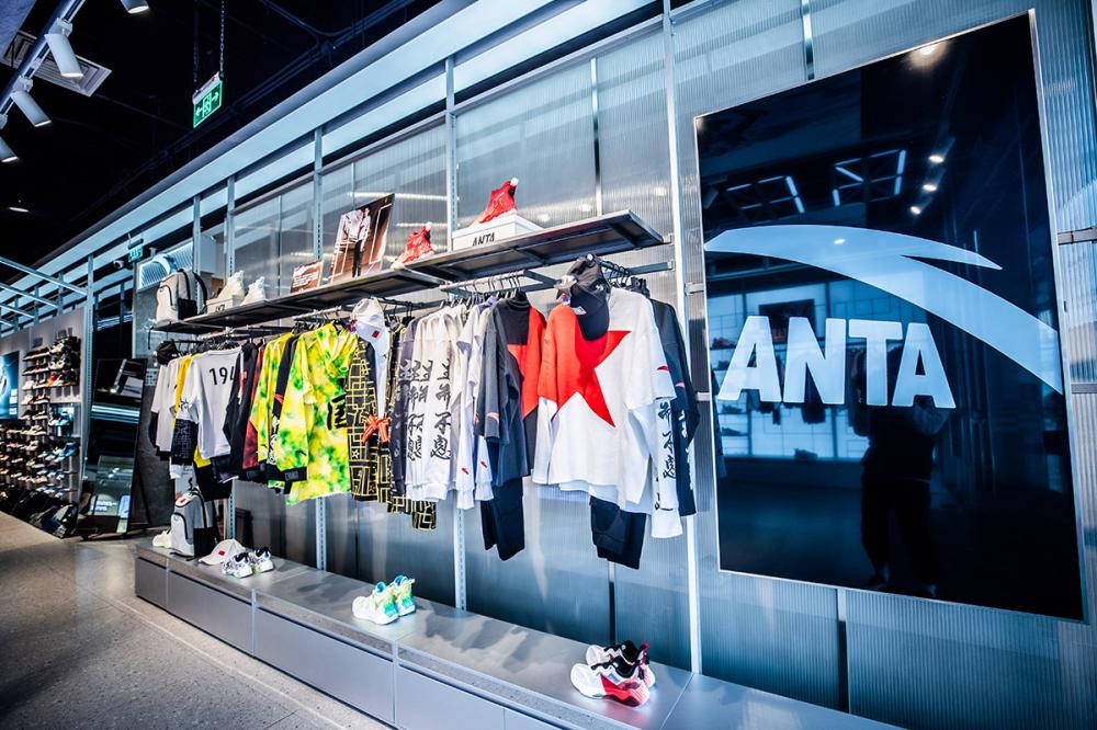 卖货537亿，安踏赢过耐克