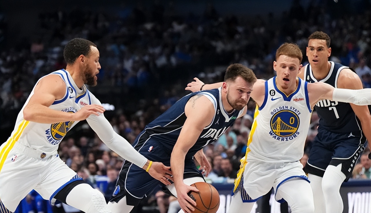 勇士防守端的换防策略与协防补位细节