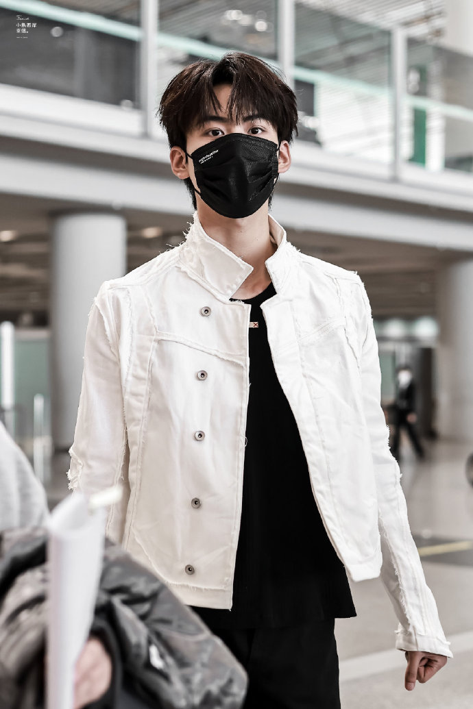 周柯宇<a href=