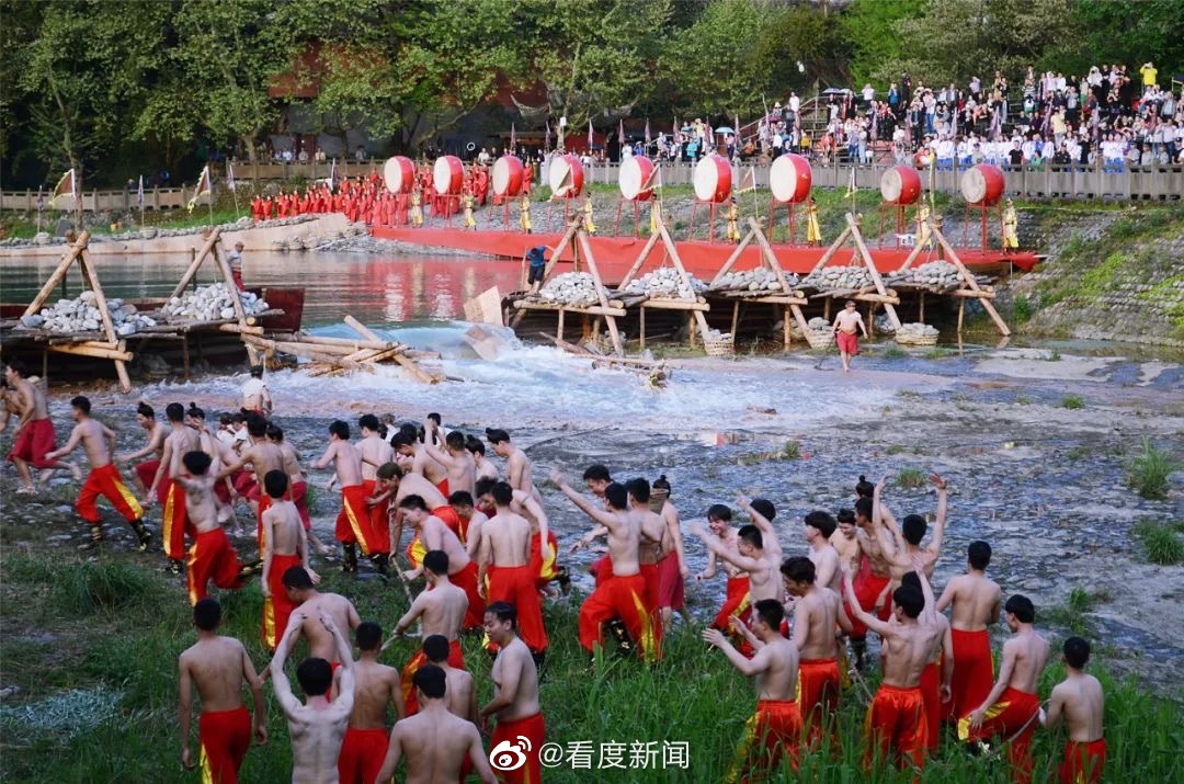 值得关注的新闻大事件：武汉放水论坛，2025年武汉放水论坛最新动态与发展趋势全解析