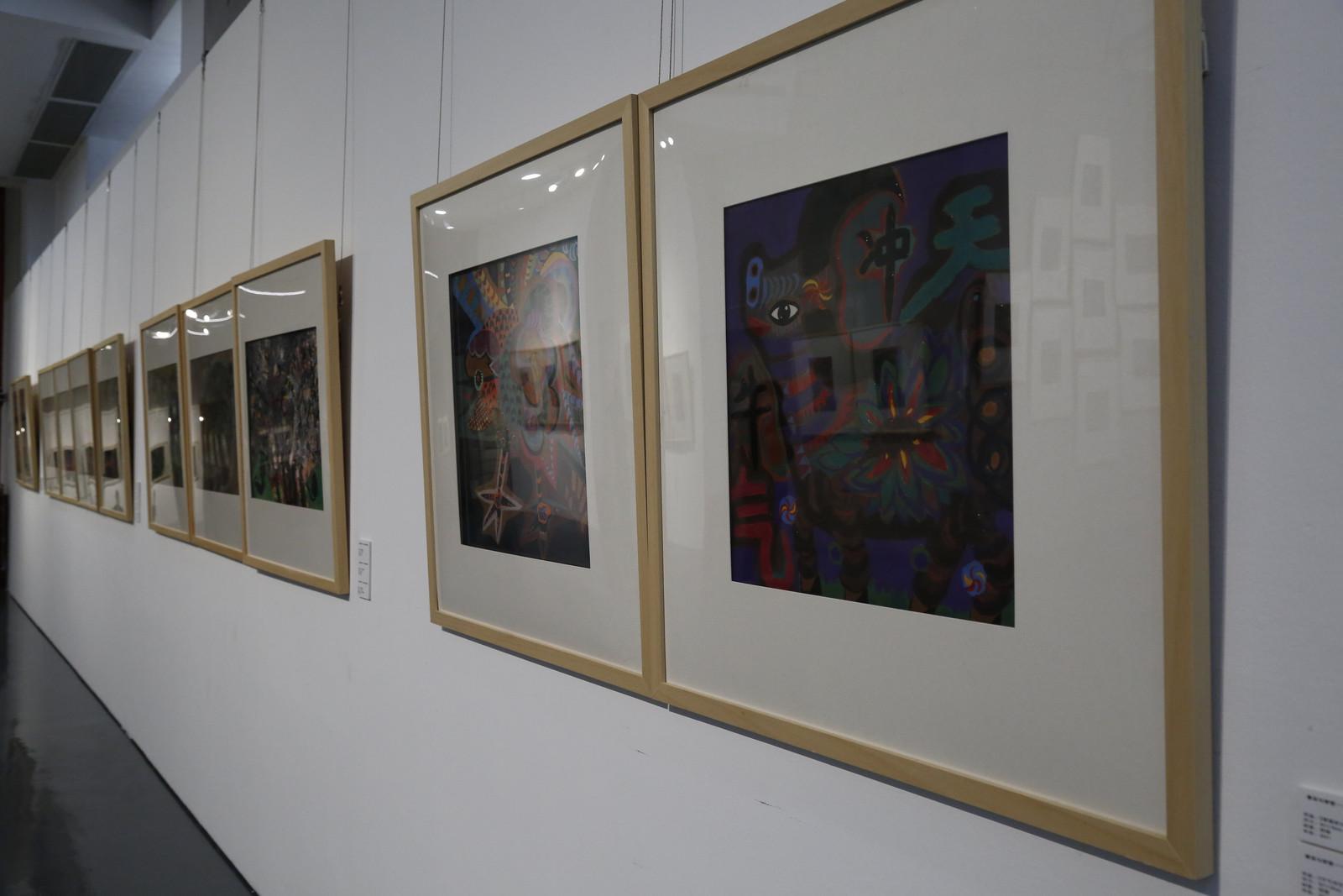 来看青年艺术家的艺术创造力!“童话与梦想——宋平美术作品展”深圳开幕休闲区蓝鸢梦想 - Www.slyday.coM 来看青年艺术家的艺术创造力!“童话与梦想——宋平美术作品展”深圳开幕休闲区蓝鸢梦想 - Www.slyday.coM