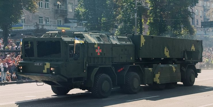 乌媒称,这是“雷霆-2”导弹系统的发射装置