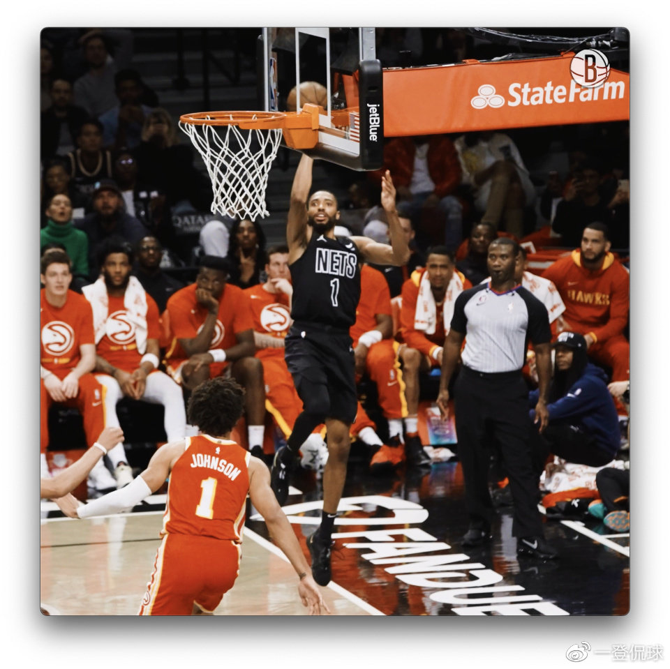 篮网热火强强碰撞 明星球员同场竞技展现巅峰实力