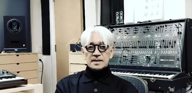 坂本龙一病逝翌日,人生最后专访才曝光,去世前已无法与别人会面休闲区蓝鸢梦想 - Www.slyday.coM 坂本龙一病逝翌日,人生最后专访才曝光,去世前已无法与别人会面休闲区蓝鸢梦想 - Www.slyday.coM