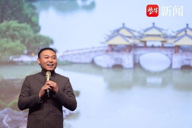 省青年艺术家走进扬州演绎青春风采休闲区蓝鸢梦想 - Www.slyday.coM 省青年艺术家走进扬州演绎青春风采休闲区蓝鸢梦想 - Www.slyday.coM