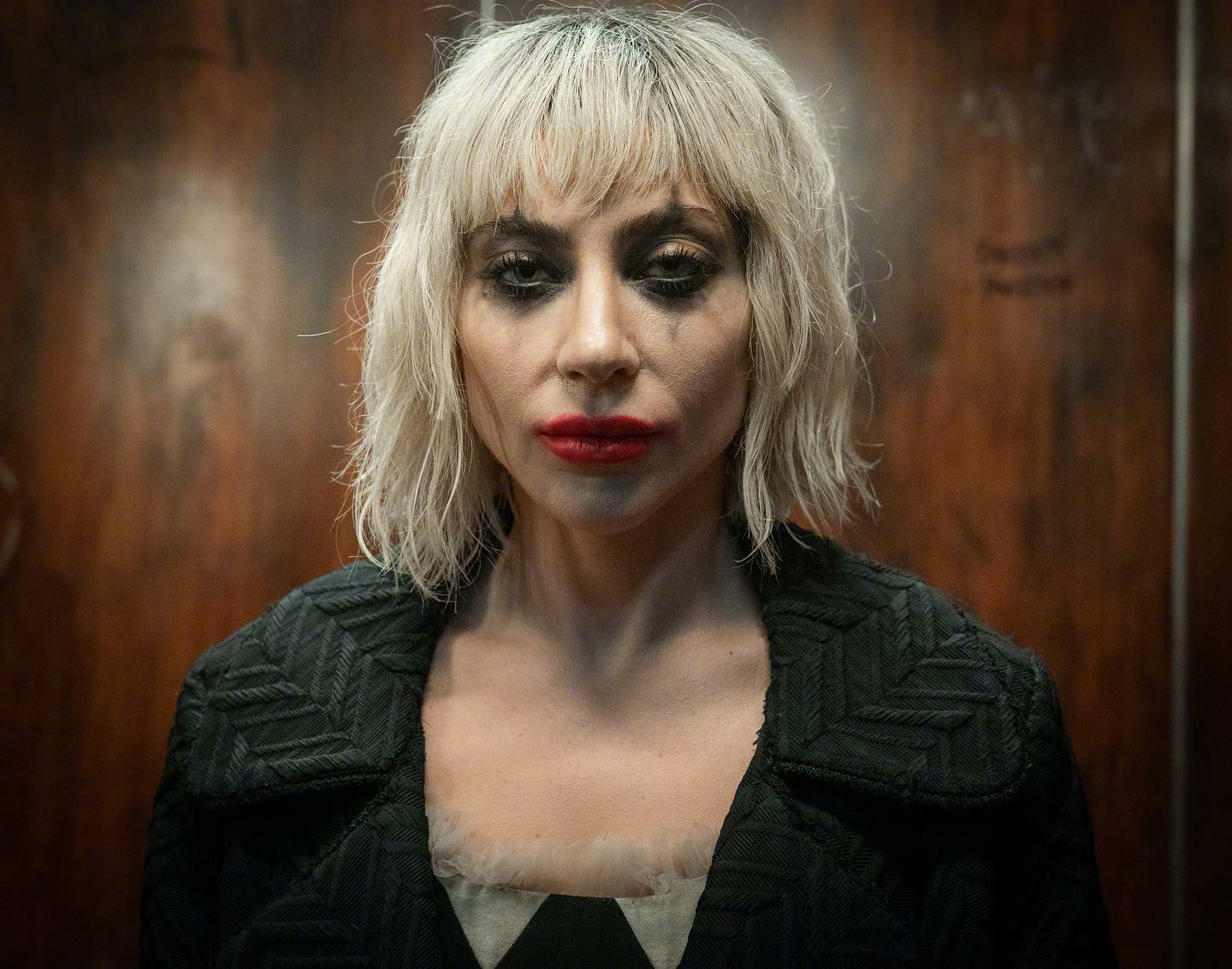 华金·菲尼克斯和Lady Gaga主演《小丑2》杀青!新剧照也来了 华金 菲尼克斯 Lady Gaga 新浪新闻 华金·菲尼克斯和Lady Gaga主演《小丑2》杀青!新剧照也来了 华金 菲尼克斯 Lady Gaga 新浪新闻
