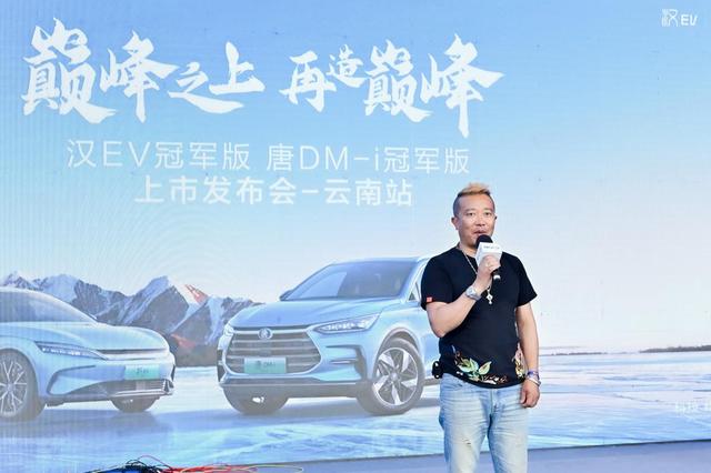 巅峰之上 再造巅峰休闲区蓝鸢梦想 - Www.slyday.coM 巅峰之上 再造巅峰休闲区蓝鸢梦想 - Www.slyday.coM