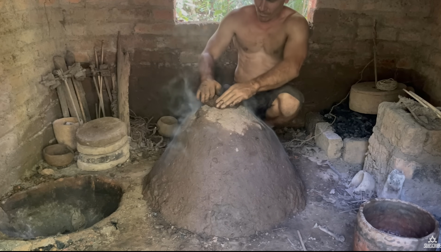 幸亏这个房子破破烂烂的，不然澳洲小哥这集拍完怕是就要没了……