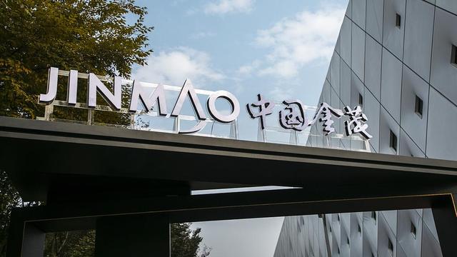 中国金茂前3个月销售额442.3亿元，此前否认并入华润置地传闻