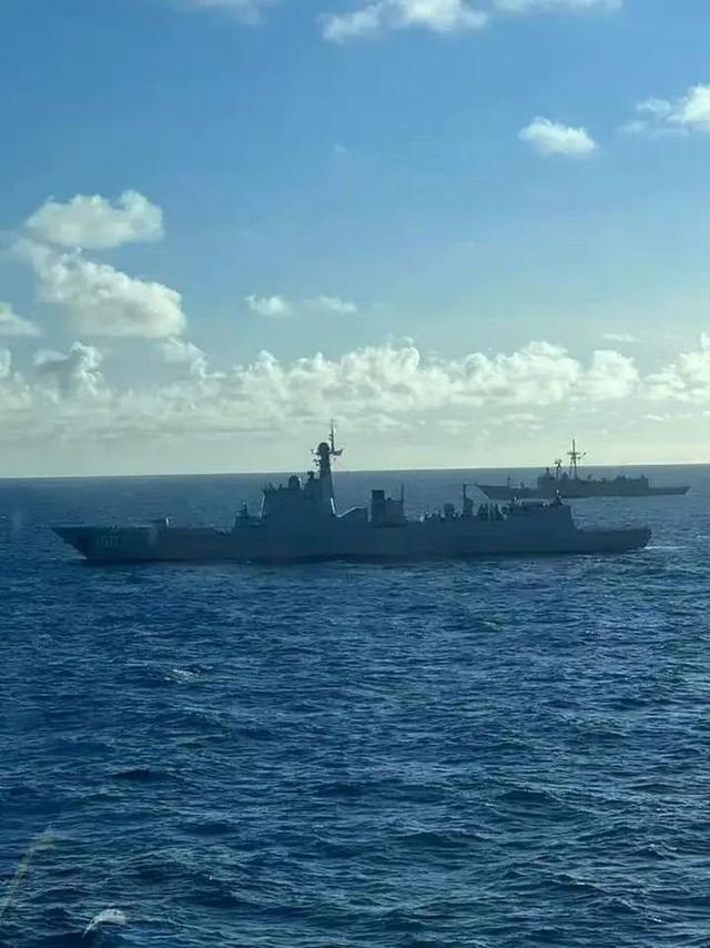 美方安排“蔡麦”会面!人民海军发多条练兵动态:于无声处听惊雷休闲区蓝鸢梦想 - Www.slyday.coM 美方安排“蔡麦”会面!人民海军发多条练兵动态:于无声处听惊雷休闲区蓝鸢梦想 - Www.slyday.coM