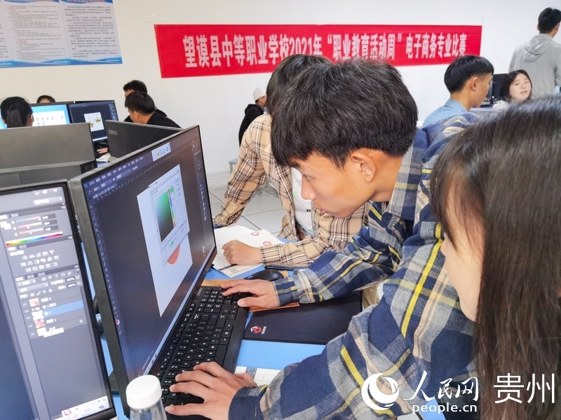 紧急通知:职校里的学生怎么约?真实交友方法与安全建议全解析