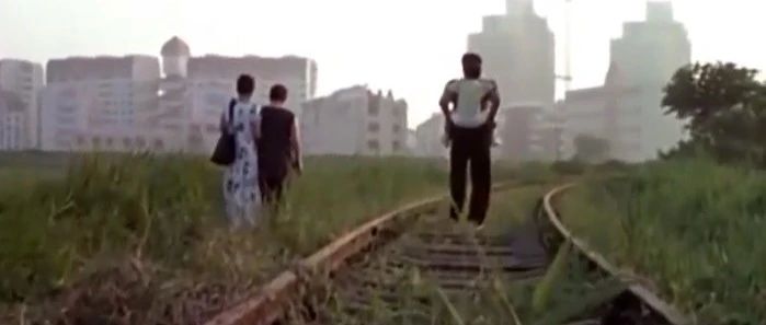 有不熟,他让了我一下,我说了谢谢他就说你去我家,要不我去你...