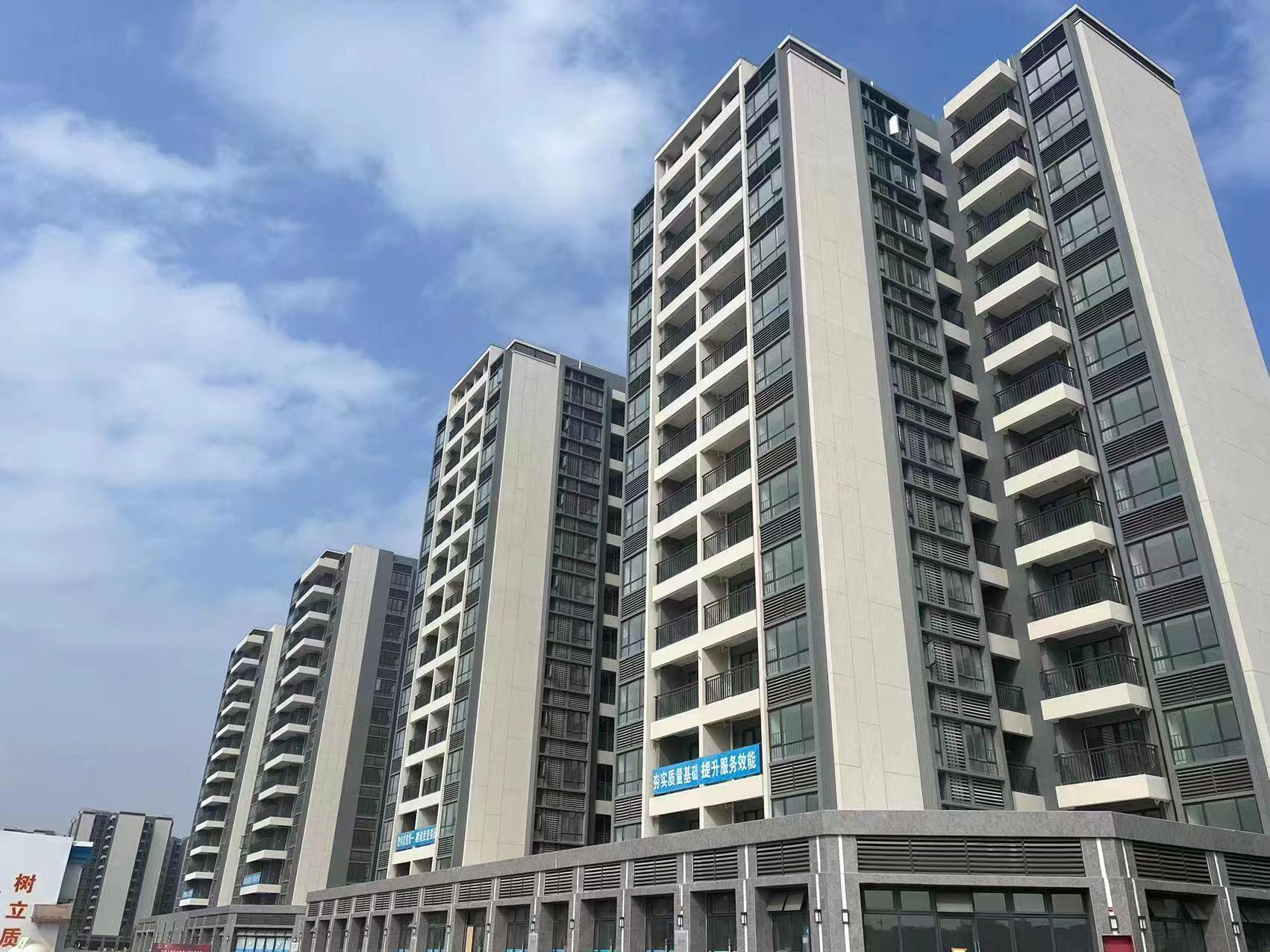 广州白云机场三期扩建工程首批安置房正式交付
