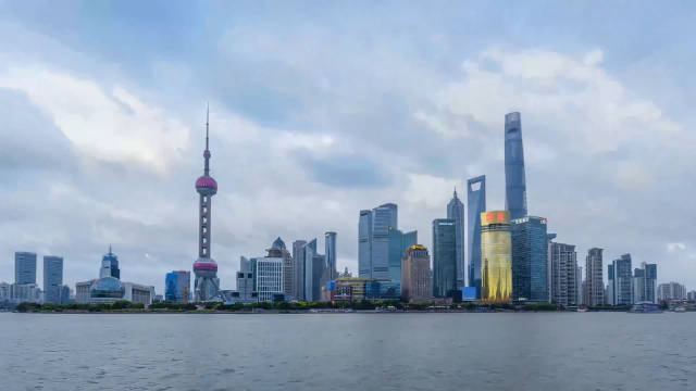 前几日，收到猛士科技邀请，参加全球首车品鉴拍卖会和慈善捐赠……