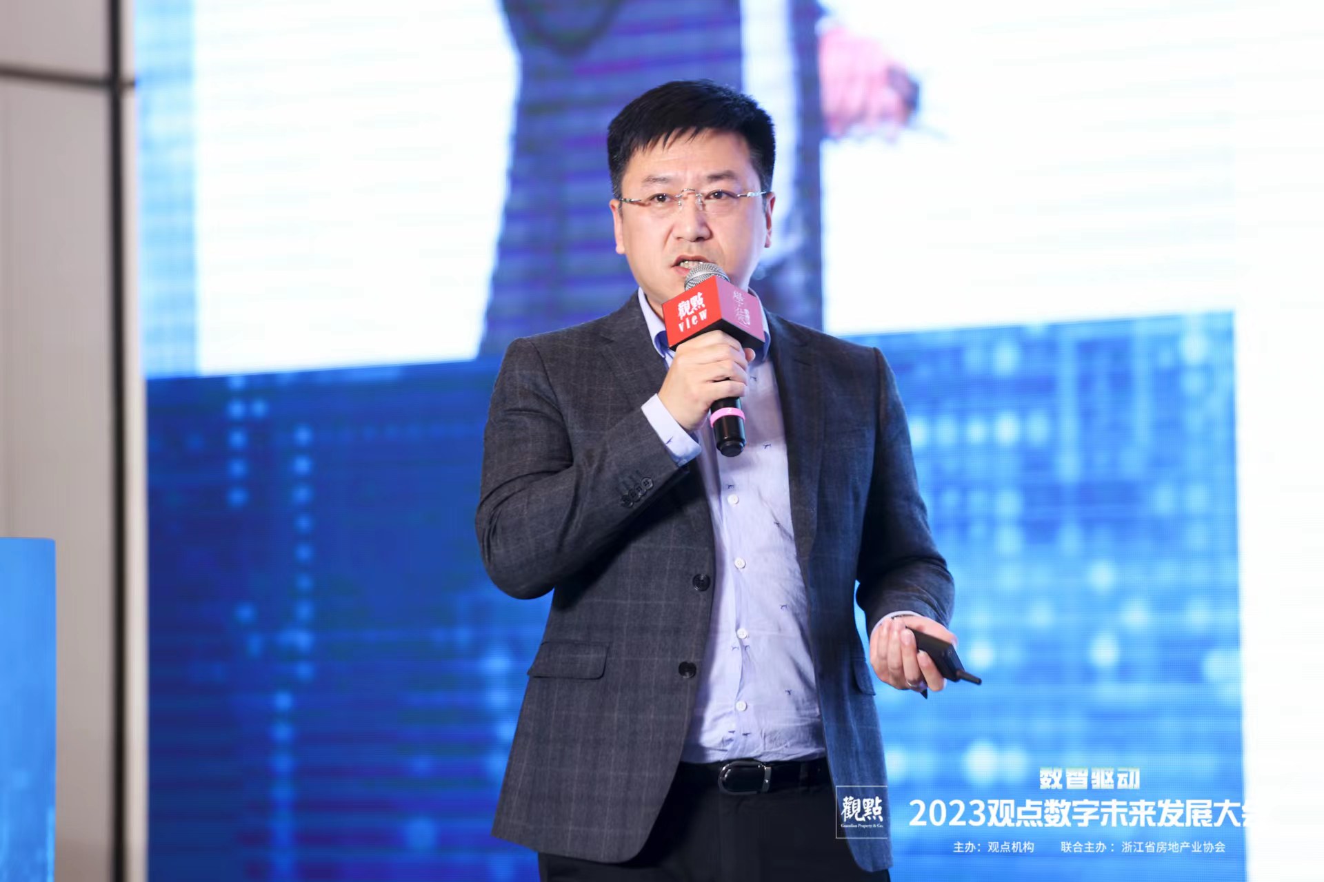 复星商业管理集团副总裁、CTO，兼科技创新中心总经理 刘洋
