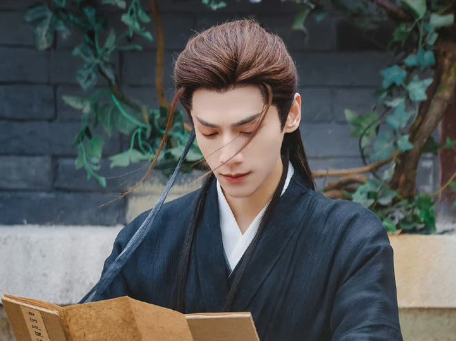 罗云熙现实中长相如何？告别《长月烬明》滤镜，扫楼生图看愣网友休闲区蓝鸢梦想 - Www.slyday.coM