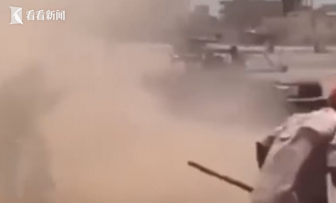 苏丹武装冲突已致25死183伤 沙特航空客机被击中休闲区蓝鸢梦想 - Www.slyday.coM 苏丹武装冲突已致25死183伤 沙特航空客机被击中休闲区蓝鸢梦想 - Www.slyday.coM