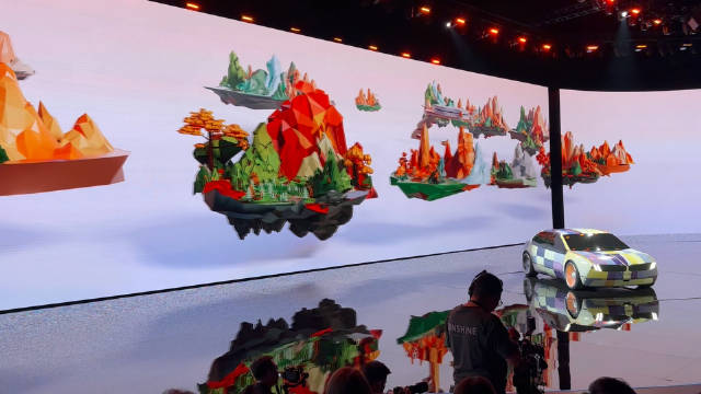 肉眼看到宝马概念车i Vision Dee，还为中国做了唐三彩定制款……