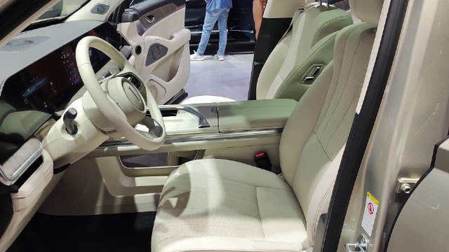 上海车展直击：新车抢先看-WEY 蓝山