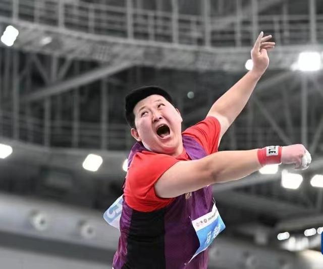 铅球决赛共有几投 7d38-393e0da83e9552b81aad23dc913b7046.jpg