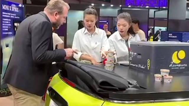 宝马称冰淇淋事件中的接待人员不是内部员工目前二人均已离职