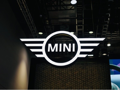 一个冰淇淋导致21亿欧元市值蒸发太贵？实际上宝马并不冤