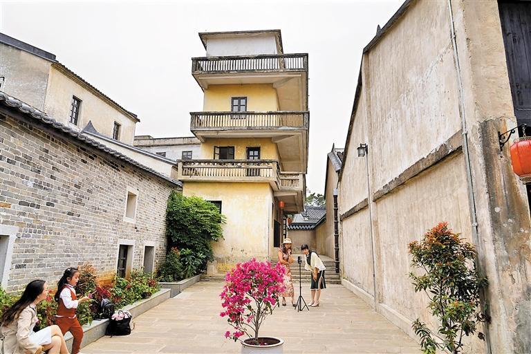 根据消息透露显示:观澜大水坑浪漫新城小巷子,2025年观澜大水坑浪漫新城小巷子的历史演变与区域规划