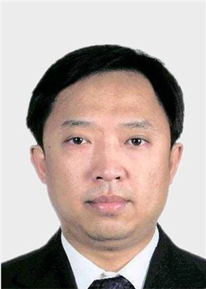 “跑官买官”的龙江银行原行长李松，今日受审