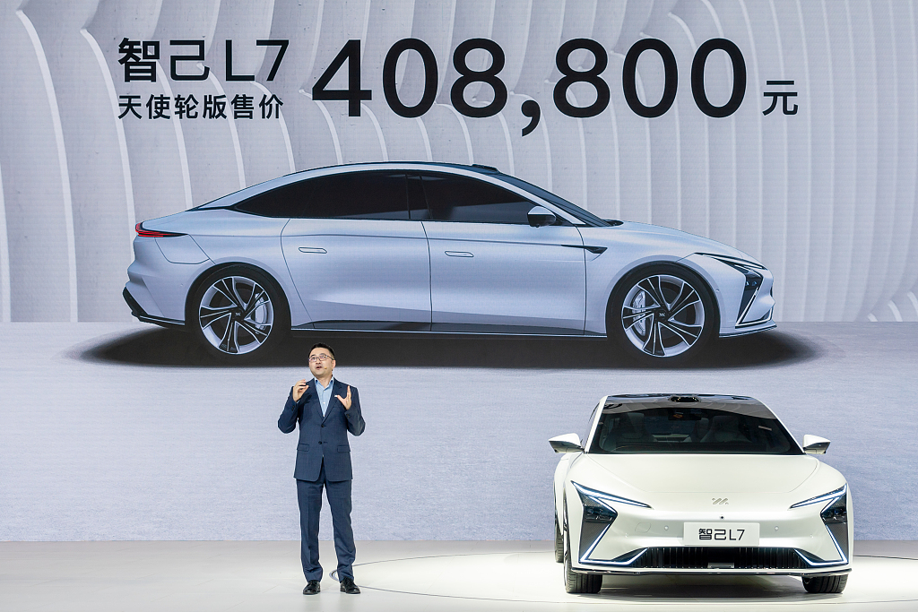 2021年4月19日，上海車展，智己L7新車發佈。