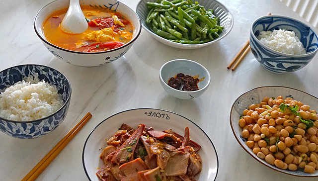 “过午不食”可以降血糖、助减肥的说法，有道理吗？两类人不适合