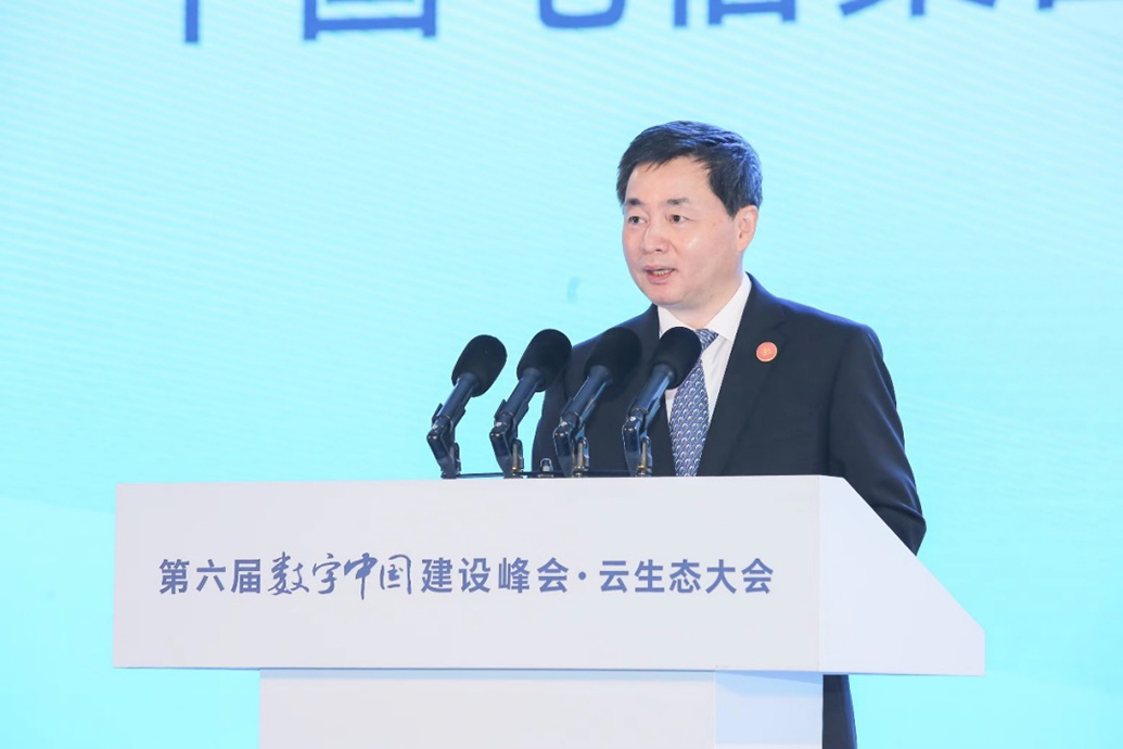 中国电信董事长柯瑞文