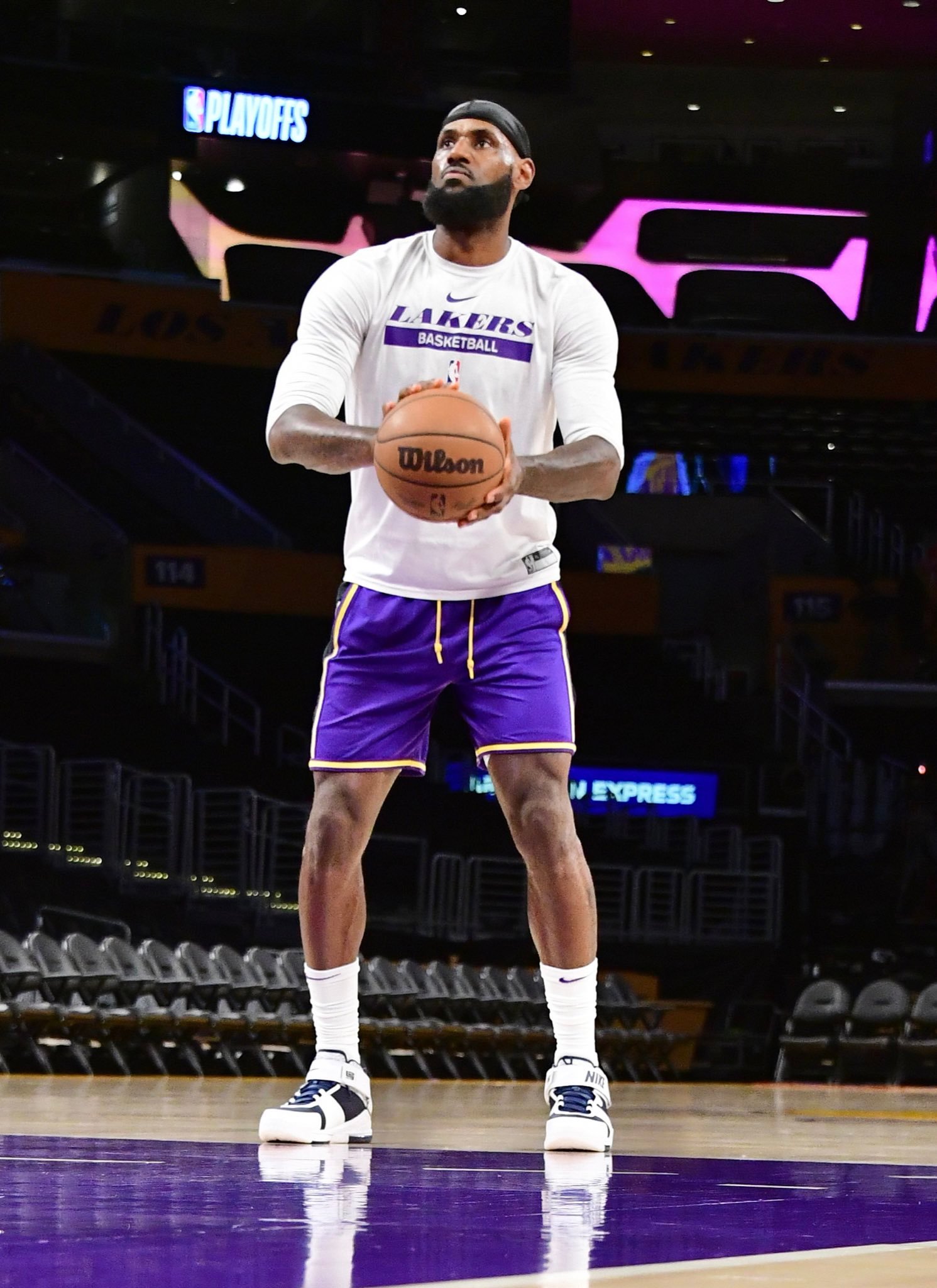 教练组布局引热议