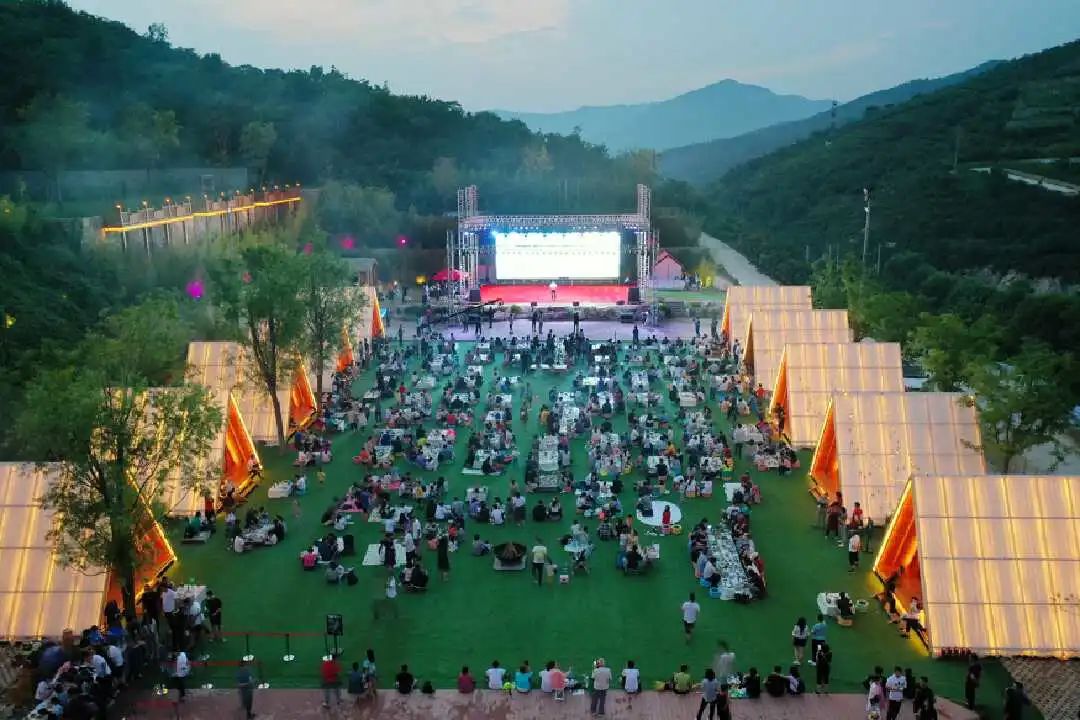 持续升温!“五一”假期次日,济南市22家重点景区纳客62.14万人次