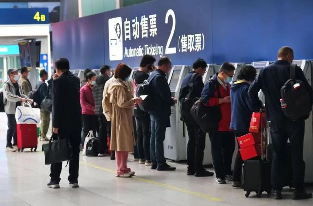 全国铁路客流持续高位运行 5月1日预计发送旅客1600万人次