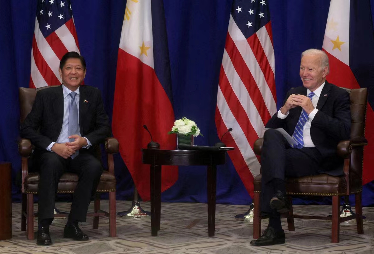 菲律宾外交部长专访：菲希望在中美之间找到自己的位置