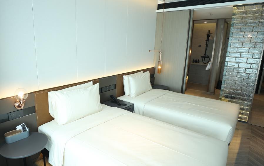 飞机场附近酒店推荐100米左右 d966-7e2a2d86461bb2f429115d32216152d7.jpg