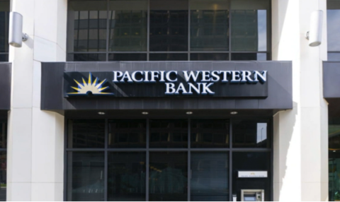 股价暴跌！美国又一银行面临倒闭风险 美媒：因美联储激进加息陷困境