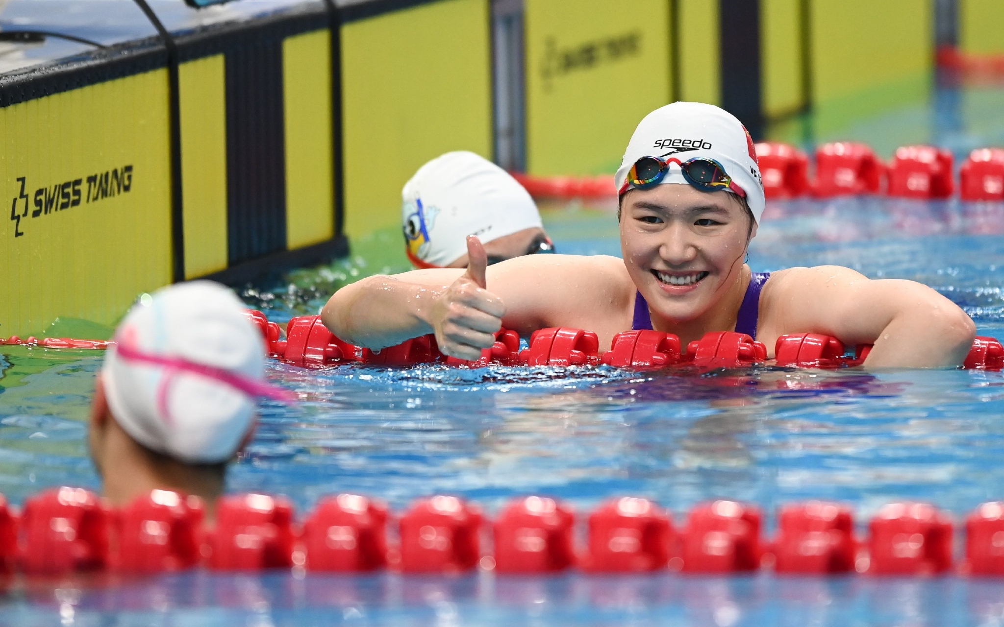 她才是中国游泳第一人，16岁成大满贯，却因发育太快成绩一落千丈|泳坛|叶诗文|第一人_新浪新闻