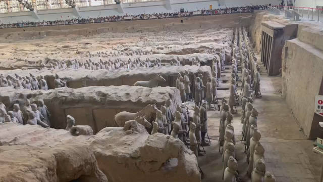 为何说秦始皇兵马俑体现了当年秦朝的强大?_新浪新闻