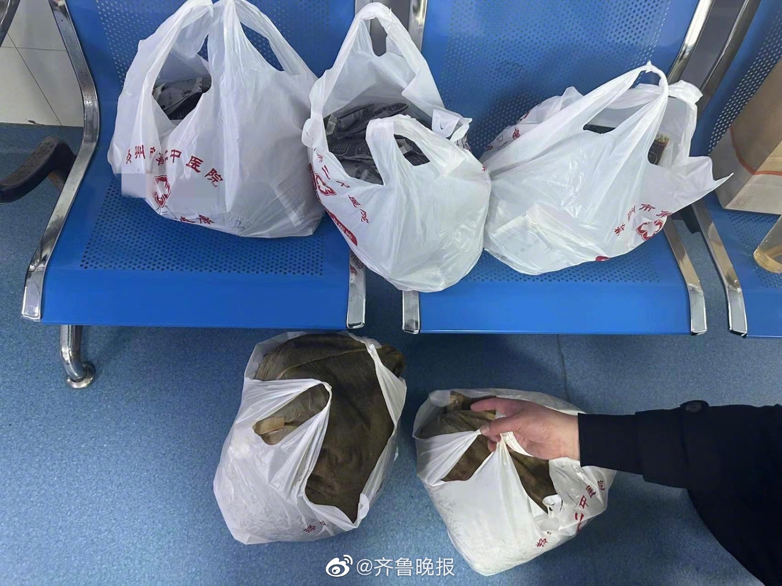医院开出2.3万元中药处方,区市监局:若对价格有异议可投诉休闲区蓝鸢梦想 - Www.slyday.coM 医院开出2.3万元中药处方,区市监局:若对价格有异议可投诉休闲区蓝鸢梦想 - Www.slyday.coM