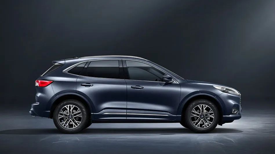 13万起SUV,200马力配8AT,油耗不到7L