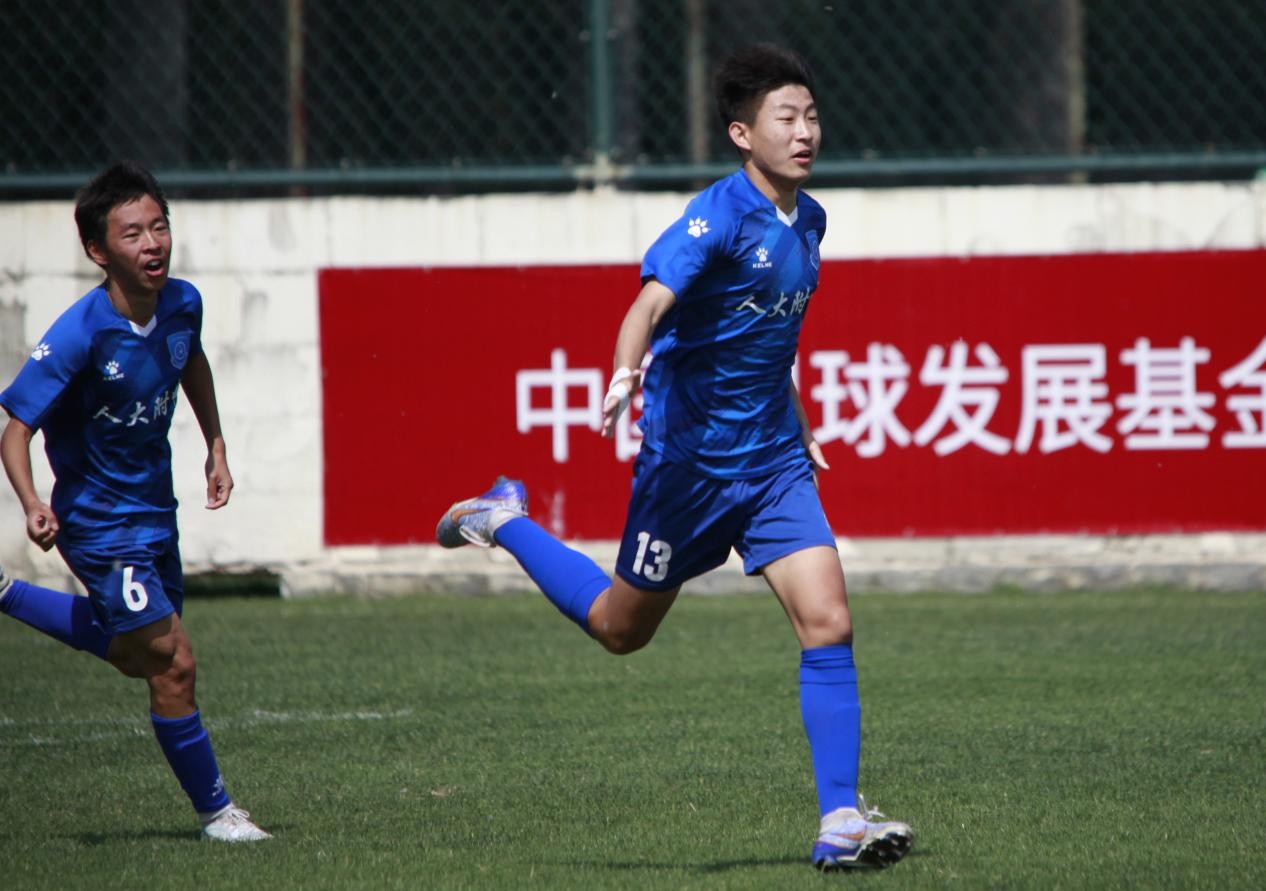 三十年青训情未了,李军解读三高之道休闲区蓝鸢梦想 - Www.slyday.coM 三十年青训情未了,李军解读三高之道休闲区蓝鸢梦想 - Www.slyday.coM