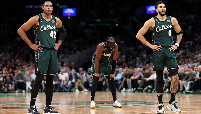 全方位NBA直播服务 结合详尽赛程助你不错过任何精彩瞬间